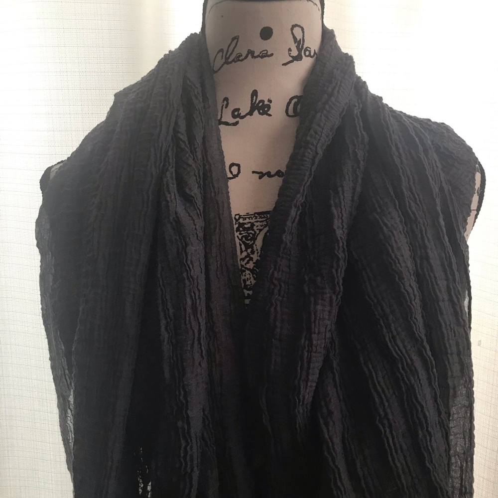 Gray Infinity Scarf. - Picture 3 of 9